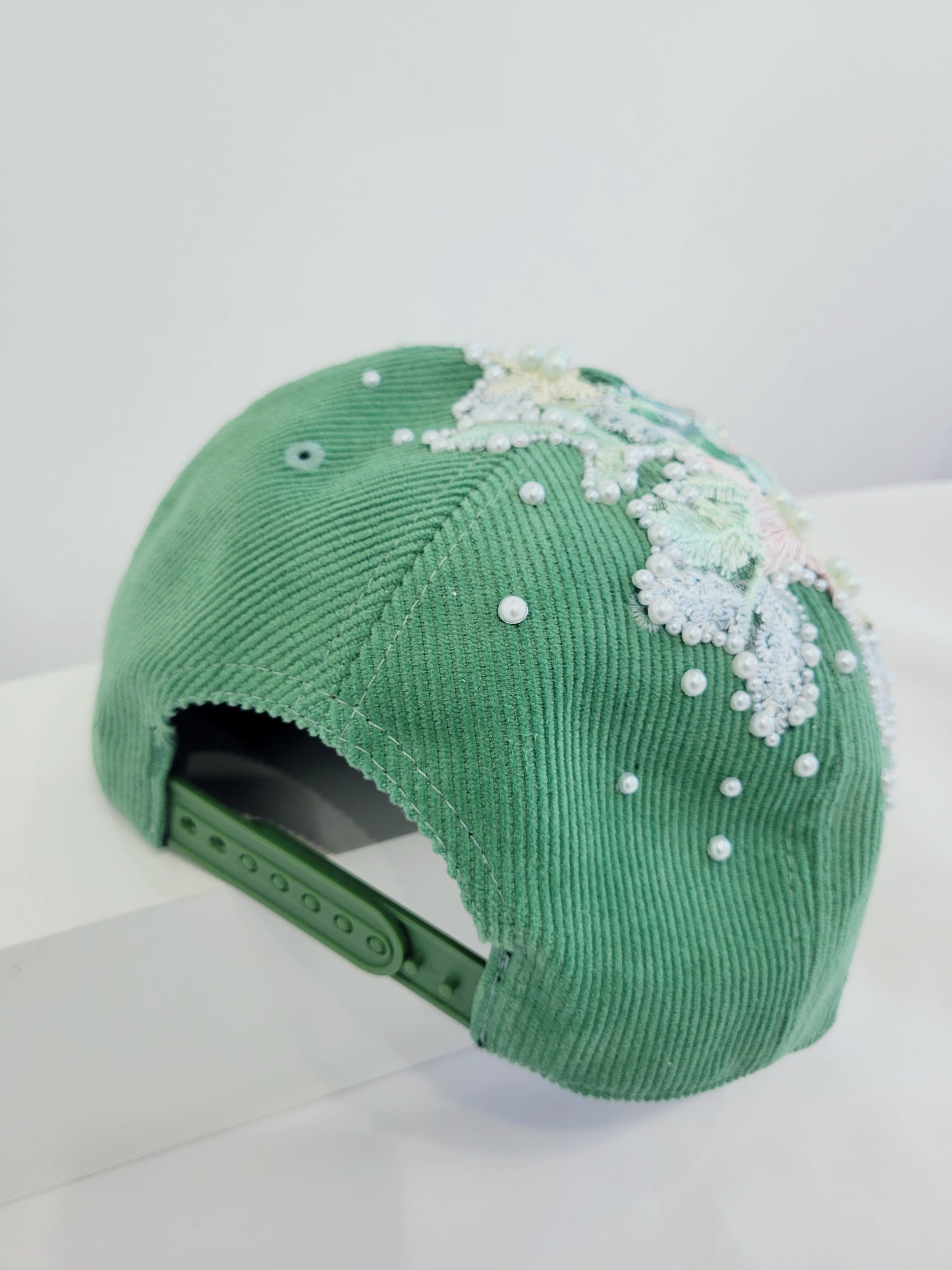 Garden of eden Cap