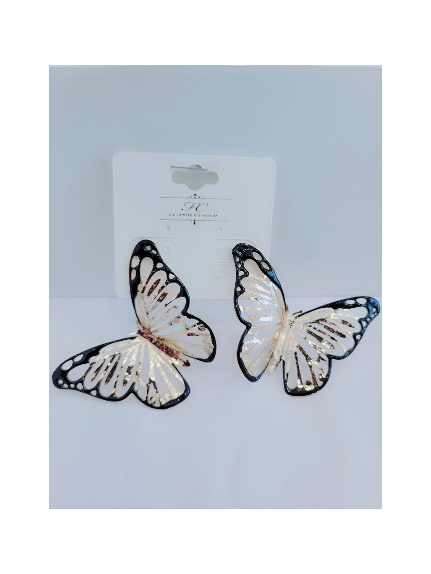 Butterfly Ry earrings (black and gold