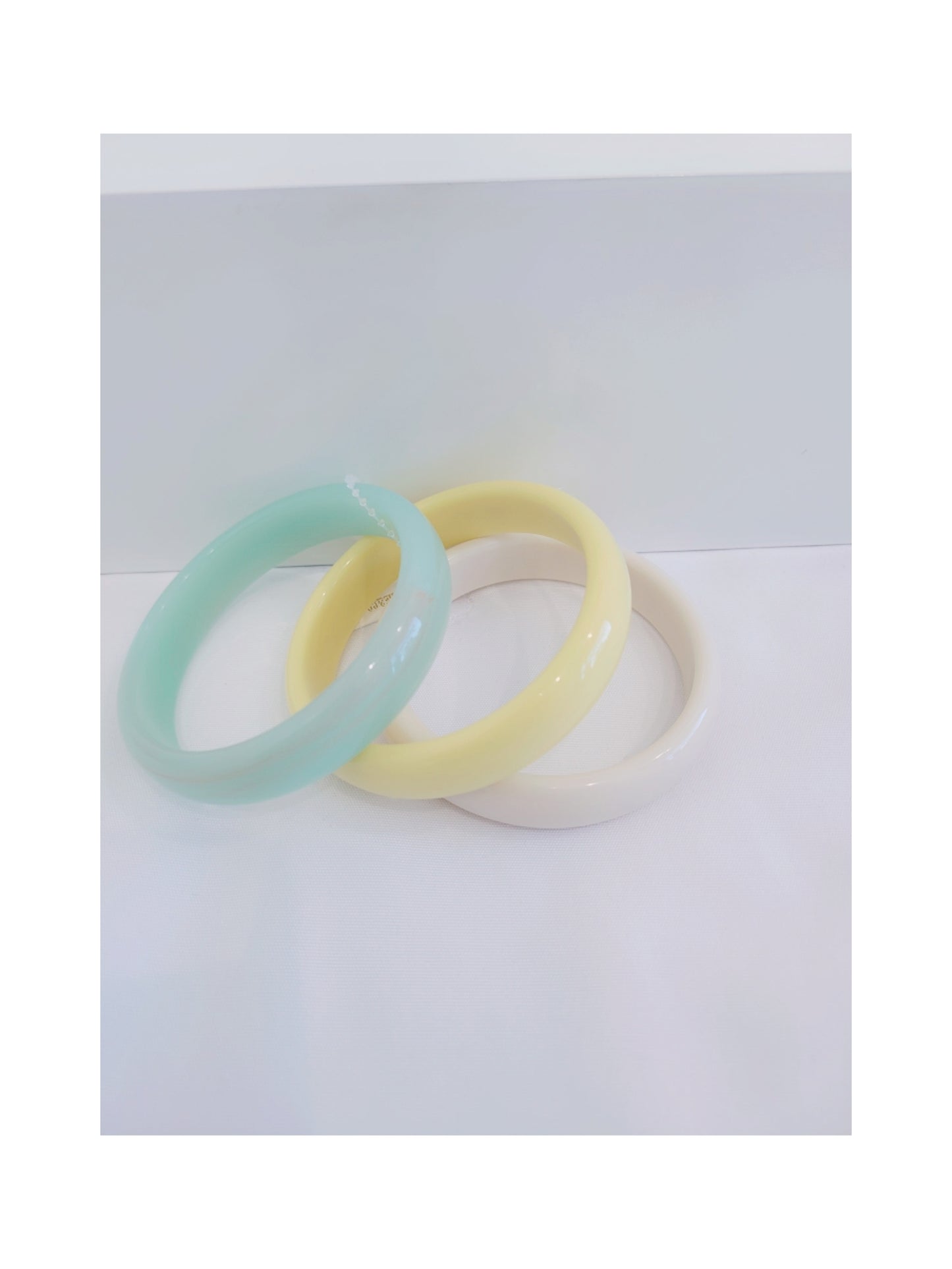 Bangle bae ( bracelet)