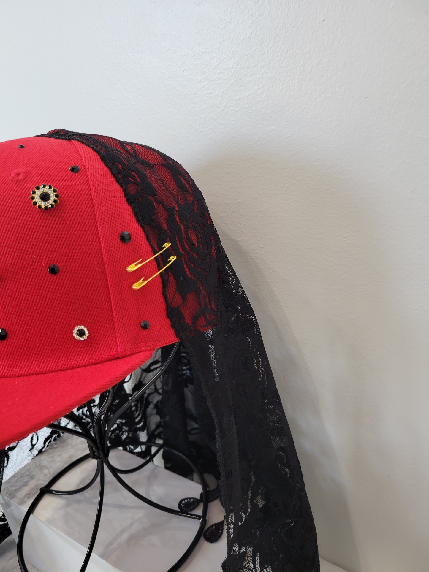 LA Cap Red with black Veil