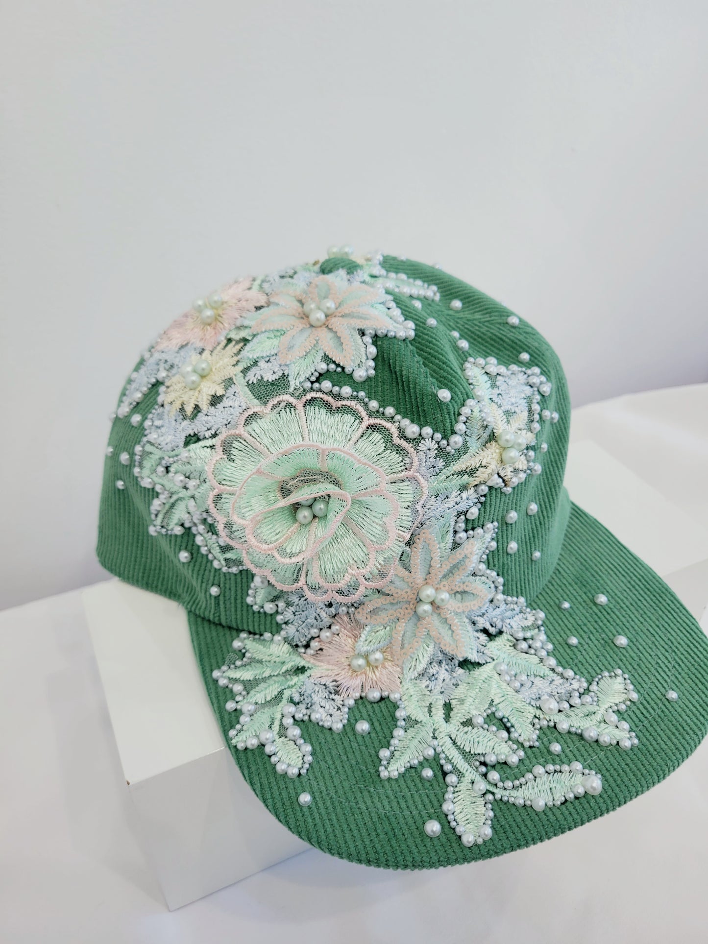 Garden of eden Cap