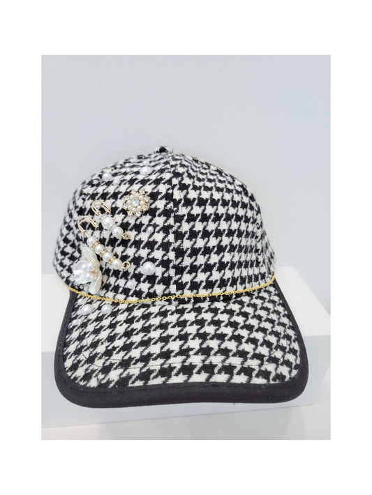 Houndstooth Cap (black and white)