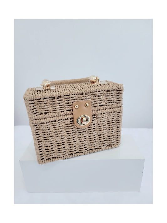 Willana in Wicker